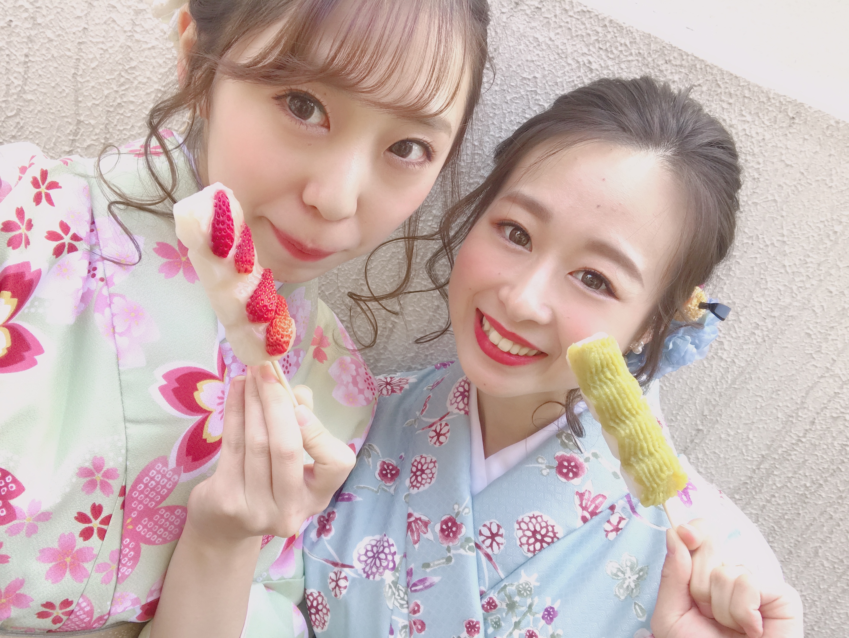 食べ歩きにはお団子٩(๑•ㅂ•)۶