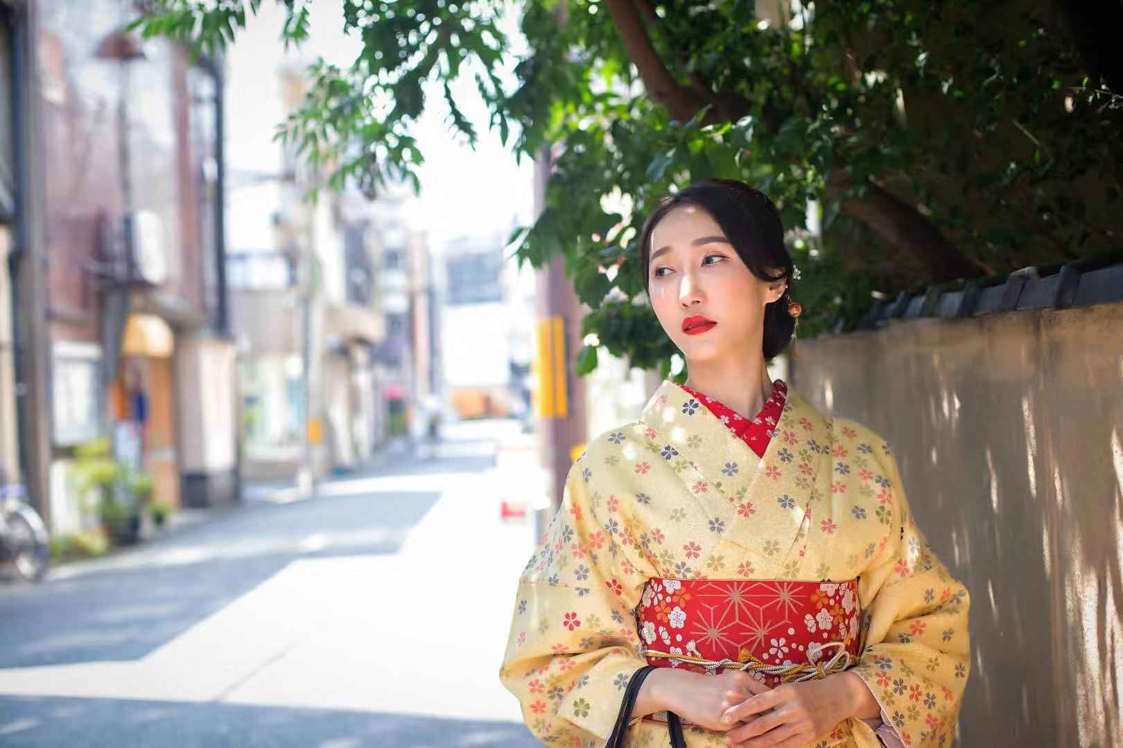 刺繍襟
