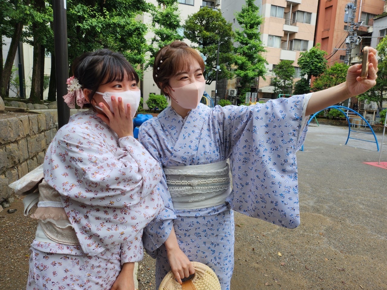 雨に濡れている紫陽花が綺麗ですね。